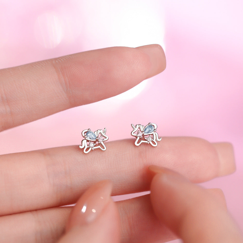 D廠【YC4943E】原創足銀S999彩鋯獨角獸耳環幸運馬可愛溫柔清新本命年耳飾
 25.12-3