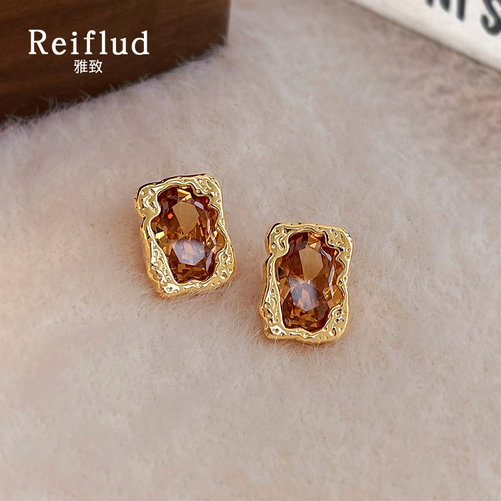 C廠【7074】秋冬色系淺咖香檳色液態高級感925銀針幾何長方形女
 25.11-2