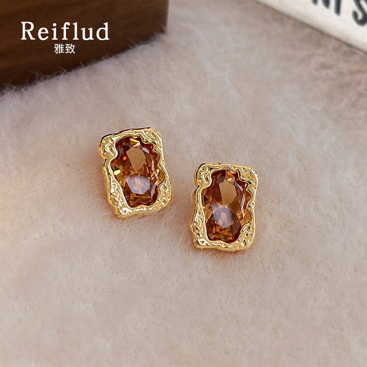 C廠【7074】秋冬色系淺咖香檳色液態高級感925銀針幾何長方形女
 25.11-2