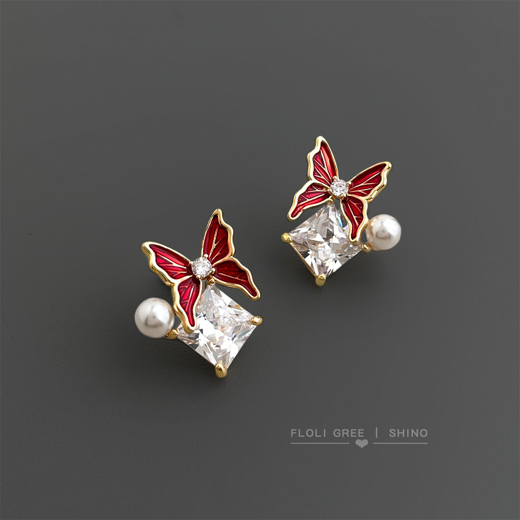 A廠【7215】原創時尚高級感鑲嵌鋯石蝴蝶幾何925銀針新款耳環創意設計師耳環
 25.12-2