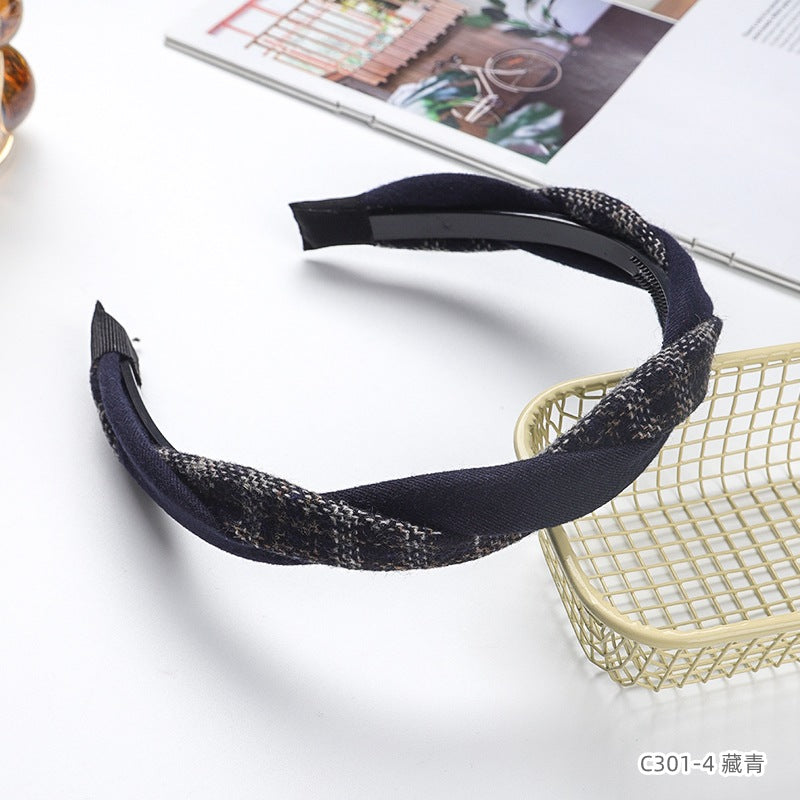 D廠【C301】復古格紋毛呢髮箍女時尚麻花拼色頭扣髮卡韓式新款髮飾高顱頂頭箍
 25.11-1「D廠-單筆結帳需滿，NT$600出貨(不含運費)」