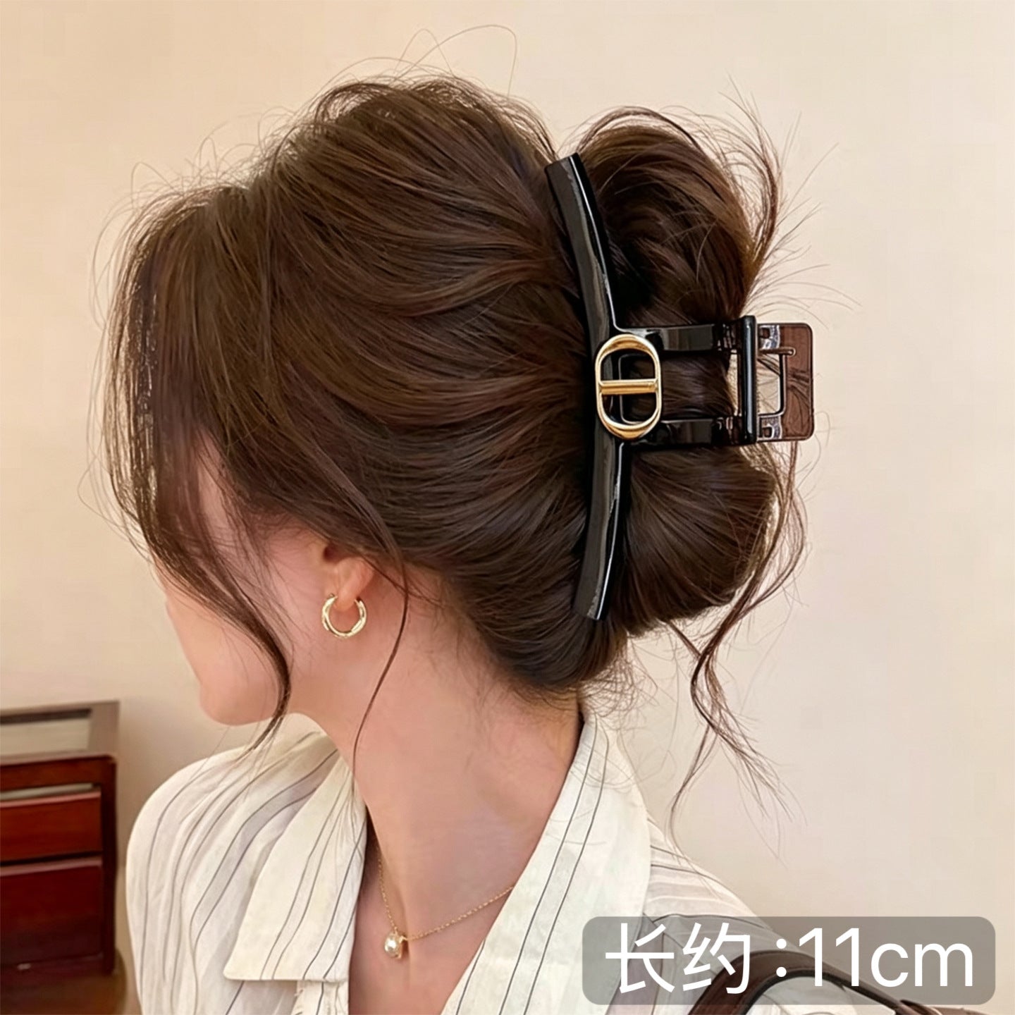 C廠【X494】輕奢金標豬鼻子抓夾女高級感大號盤髮夾2026新款髮量大鯊魚夾髮飾
 26.06-4