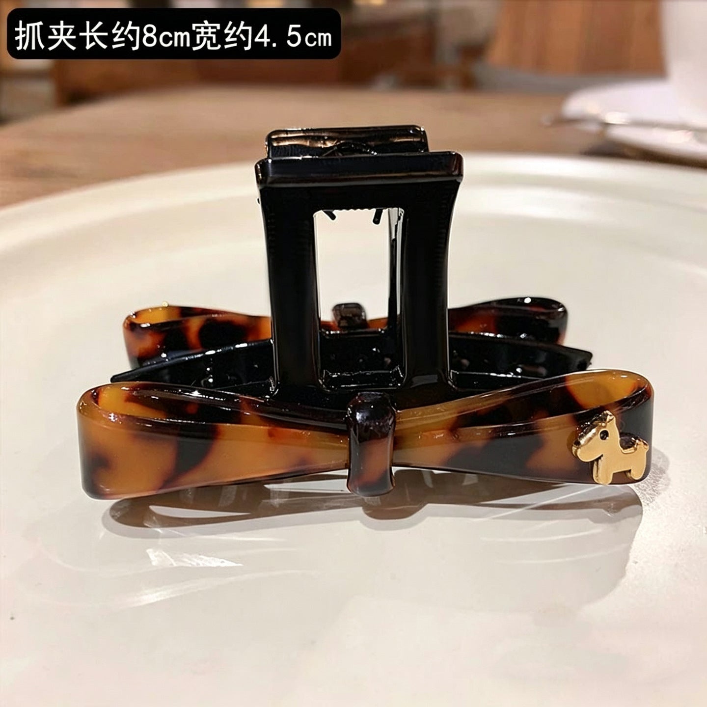 C廠【X176】新款醋酸蝴蝶結抓夾新款百搭髮量少盤髮夾女高級感後腦勺鯊魚夾子
 26.04-4「C廠-單筆結帳需滿，NT$500出貨(不含運費)」