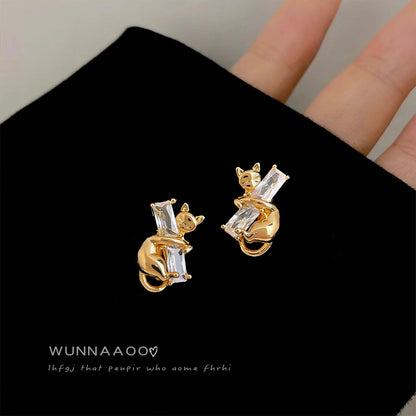 C廠【6991】原創貓咪鑲嵌鋯石925銀針耳環高級感個性小眾ins設計師耳飾耳環女
 25.10-5