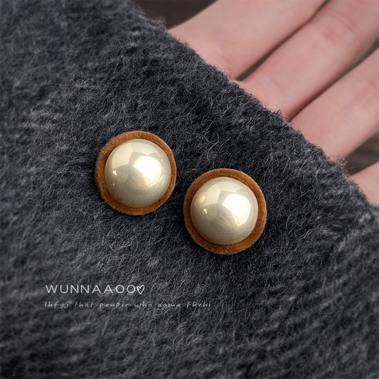 A廠【7139】秋冬爆款植絨高級感圓形幾何珍珠文藝復古新款耳飾港風耳環飾品女
 25.11-4