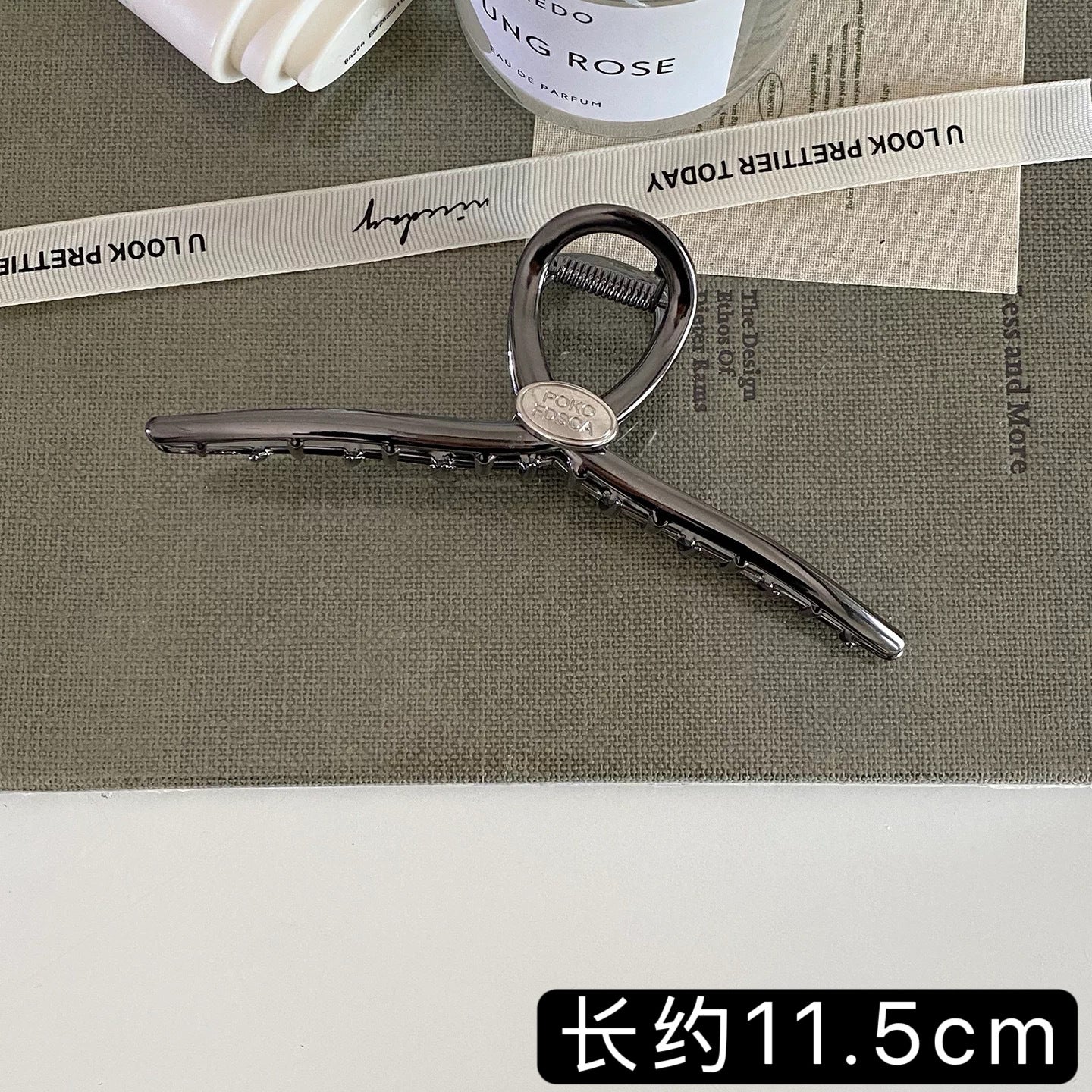 C廠【X193】高品質感字母金屬大號抓夾髮量多通勤百搭冷淡風髮夾鯊魚夾子髮飾
 26.04-5「C廠-單筆結帳需滿，NT$500出貨(不含運費)」