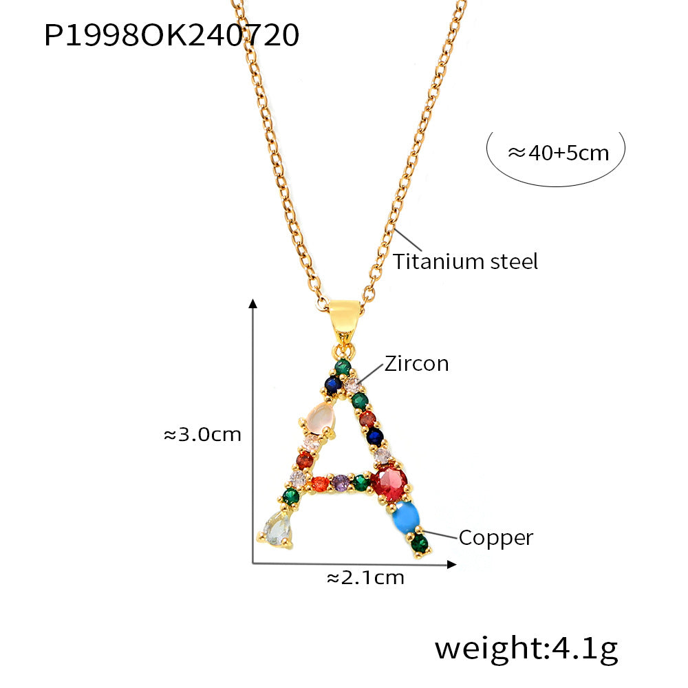 B廠【P1998】歐美跨境銅微鑲彩色鋯石26個英文字母個性單獨吊墜小眾嘻哈鎖骨鏈 24.07-4