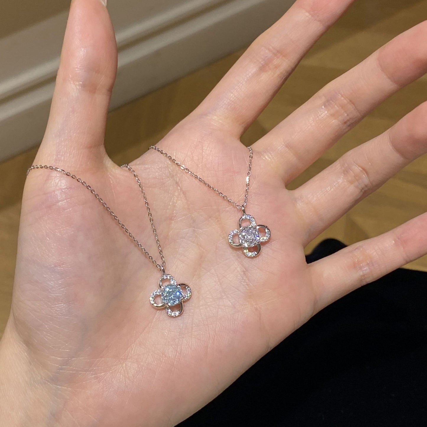 F廠【DQ2347N】S925純銀幸運四葉草項鍊女精緻高級感爆閃玫瑰切鎖骨鏈潮
 25.11-1