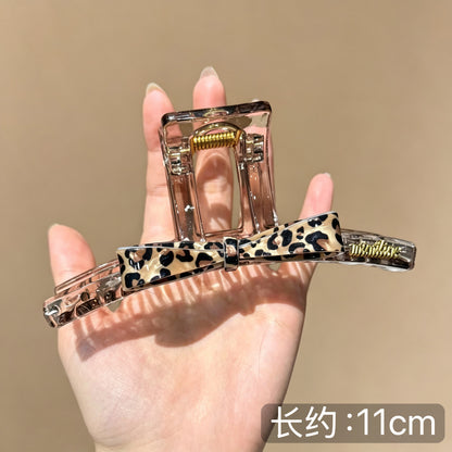 C廠【X532】豹紋蝴蝶結抓夾女高級感2026新款大號髮夾後腦勺髮量大鯊魚夾髮飾 26.07-1「C廠-單筆結帳需滿，NT$500出貨(不含運費)」
