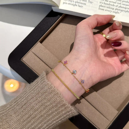 E廠【DQ0697S】S925純銀幸運四葉草手鍊女法式優雅多巴胺彩鑽花朵甜美手飾 25.06-2