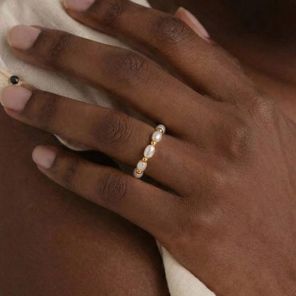 B廠【A025】歐美跨國ins輕奢簡約貝珠手工串珠戒指不鏽鋼鍍18k金百搭時尚飾品
 26.01-2