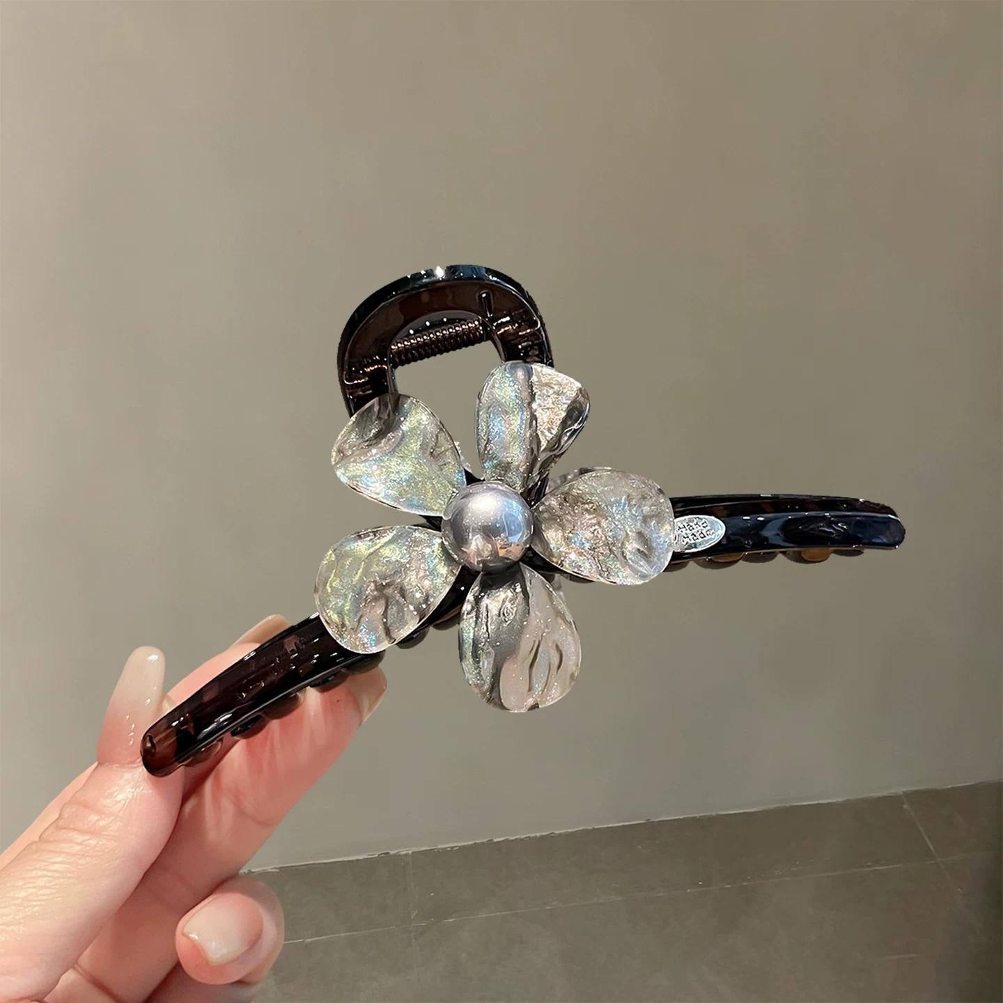 C廠【X398】炫彩細閃花朵抓夾輕奢氣質髮夾後腦勺盤髮鯊魚夾優雅百搭半紮髮飾
 26.06-1「C廠-單筆結帳需滿，NT$500出貨(不含運費)」