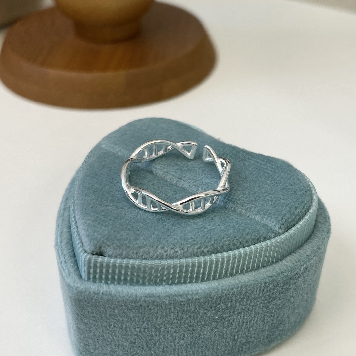 F廠【XDQ8609R】S925純銀DNA螺紋戒指小眾設計幾何交織食指戒女百搭開口指環
 25.11-2