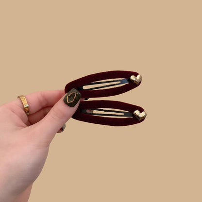 C廠【Y983】新年款復古絲絨紅色鏤空BB夾女氛圍感前額瀏海碎髮夾邊夾側邊夾子
 25.12-4「C廠-單筆結帳需滿，NT$500出貨(不含運費)」