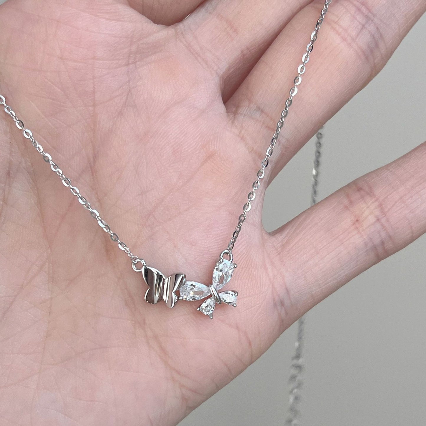F廠【XDQ1115N】S925純銀法式高級感雙蝴蝶項鍊女簡約輕奢鑲鋯石氣質鎖骨鏈潮
 25.11-2