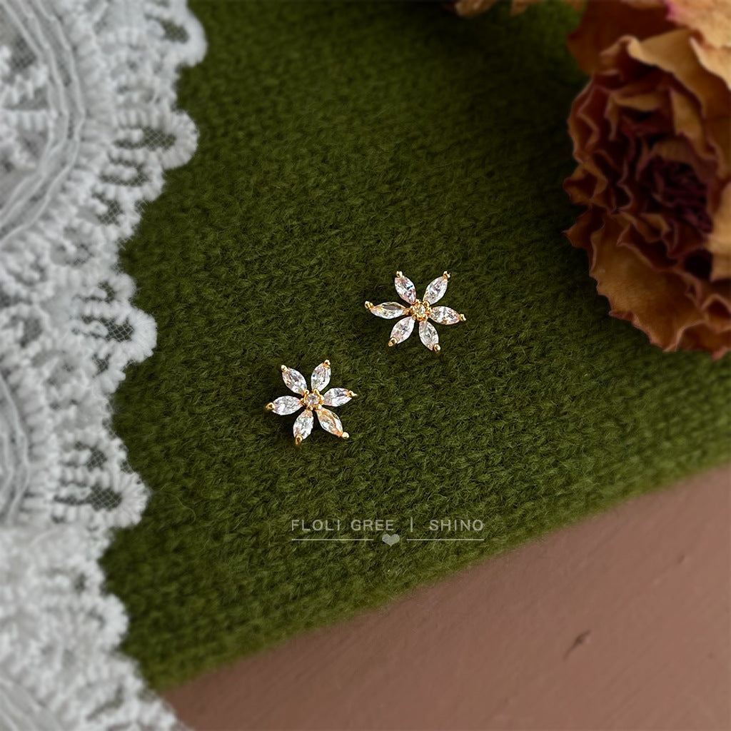 A廠【7099】清新甜美學院風簡約小巧時尚通勤百搭鋯石花朵小耳環耳飾飾品
 25.11-3