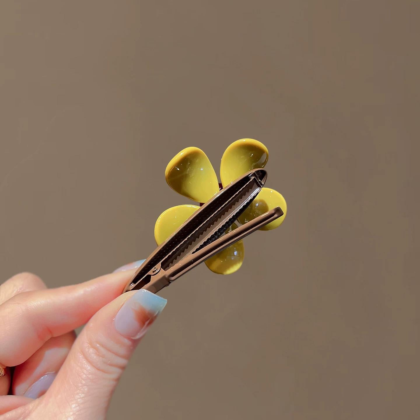 C廠【X124】品質醋酸花朵髮夾韓系氣質側邊夾髮卡2026新款碎髮瀏海夾鴨嘴夾女
 26.04-3