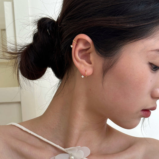 E廠【XDQ10184E】S999純銀彗星在旋轉鋯石耳環女流星尾巴小耳圈耳骨釘耳環耳飾
 25.12-4