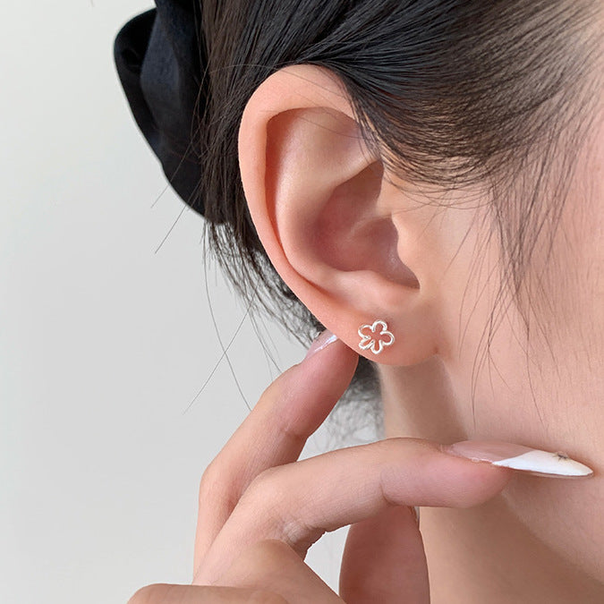 F廠【XDQ11352E】S999純銀小清新森系花朵耳環女精緻設計感迷你小花百搭耳飾潮
 25.11-2