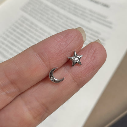 F廠【DQ10441E】S999純銀不對稱耳環女小眾精緻星月耳環韓版百搭星星月亮耳飾
 25.09-1