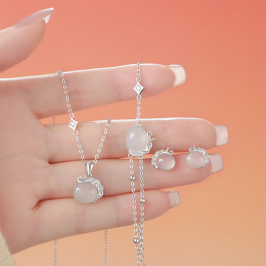 E廠【YC3323N】原創純銀S925以夢為馬項鍊夢幻手鍊氣質本命年耳環淡雅手飾
 25.11-1