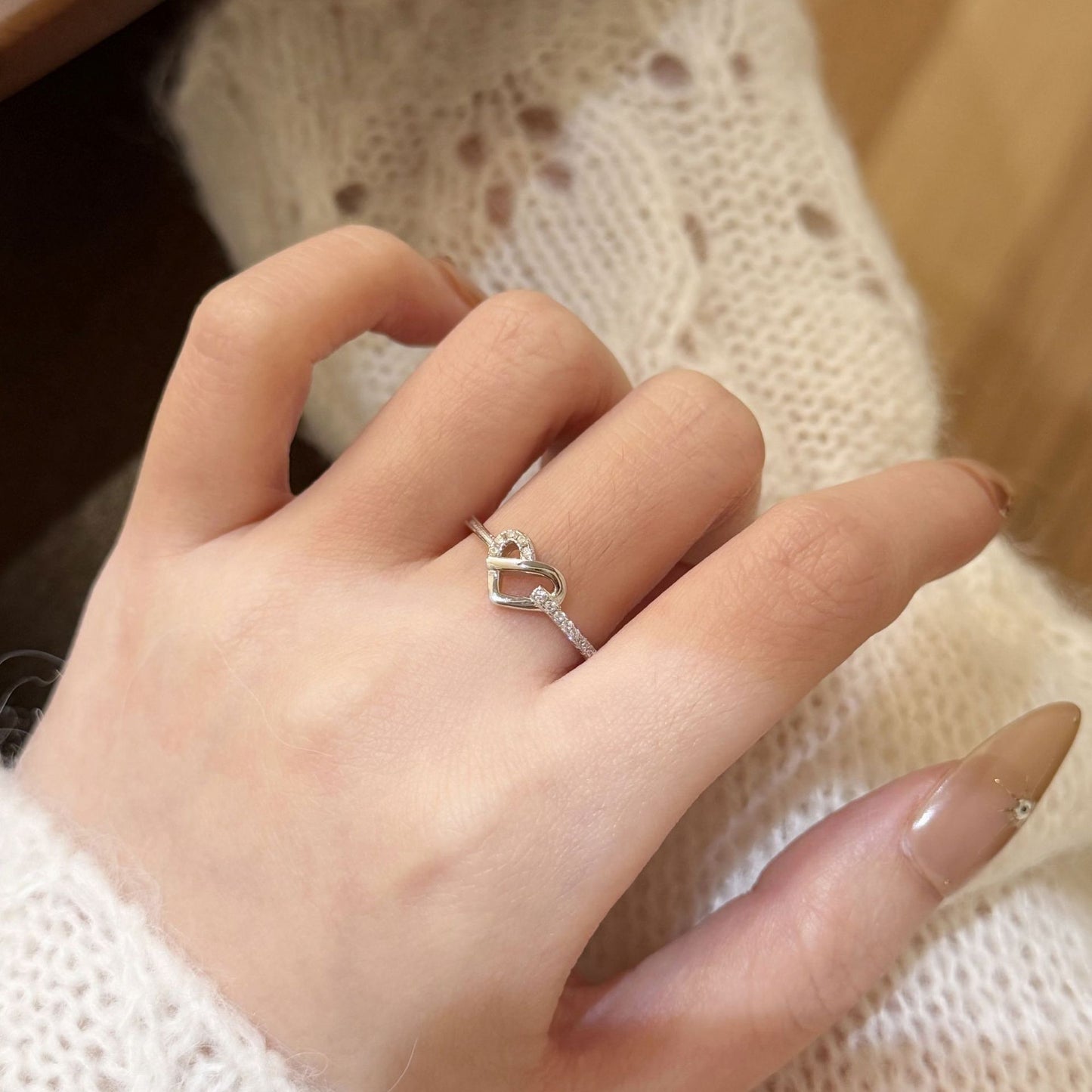 E廠【XDQ8456R】韓國版小眾愛心戒指女S925純銀ins風鏤空心形百搭開口指環
 26.03-1