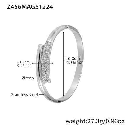B廠【Z086】不鏽鋼5A鋯石幾何形手鐲鍍18k真金多手環組合 跨國時尚百搭首飾
 26.01-1