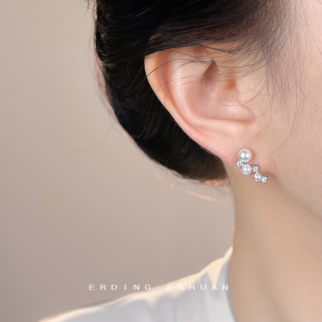 A廠【7201】微鑲鋯石個性925銀針幾何不規則新款時尚通勤新款耳環耳環女
 25.12-1