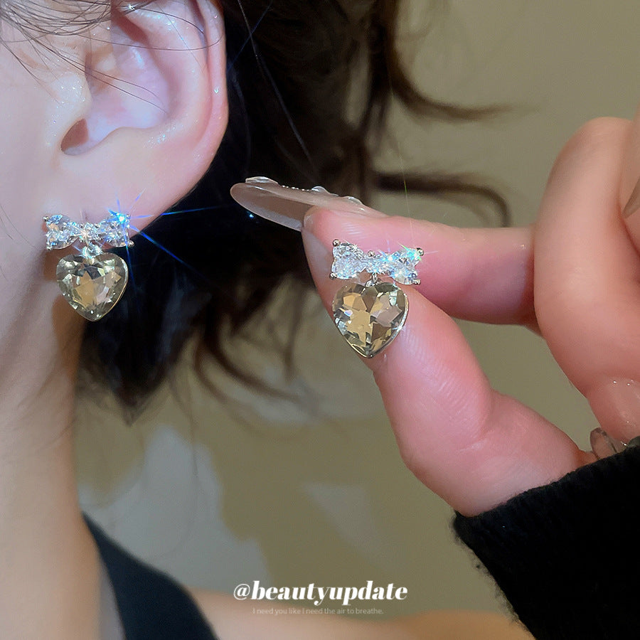 A廠【HE29247】心動訊號~ 韓系冰透愛心蝴蝶結耳環女輕奢高級感耳環小眾氣質耳飾
 25.11-1