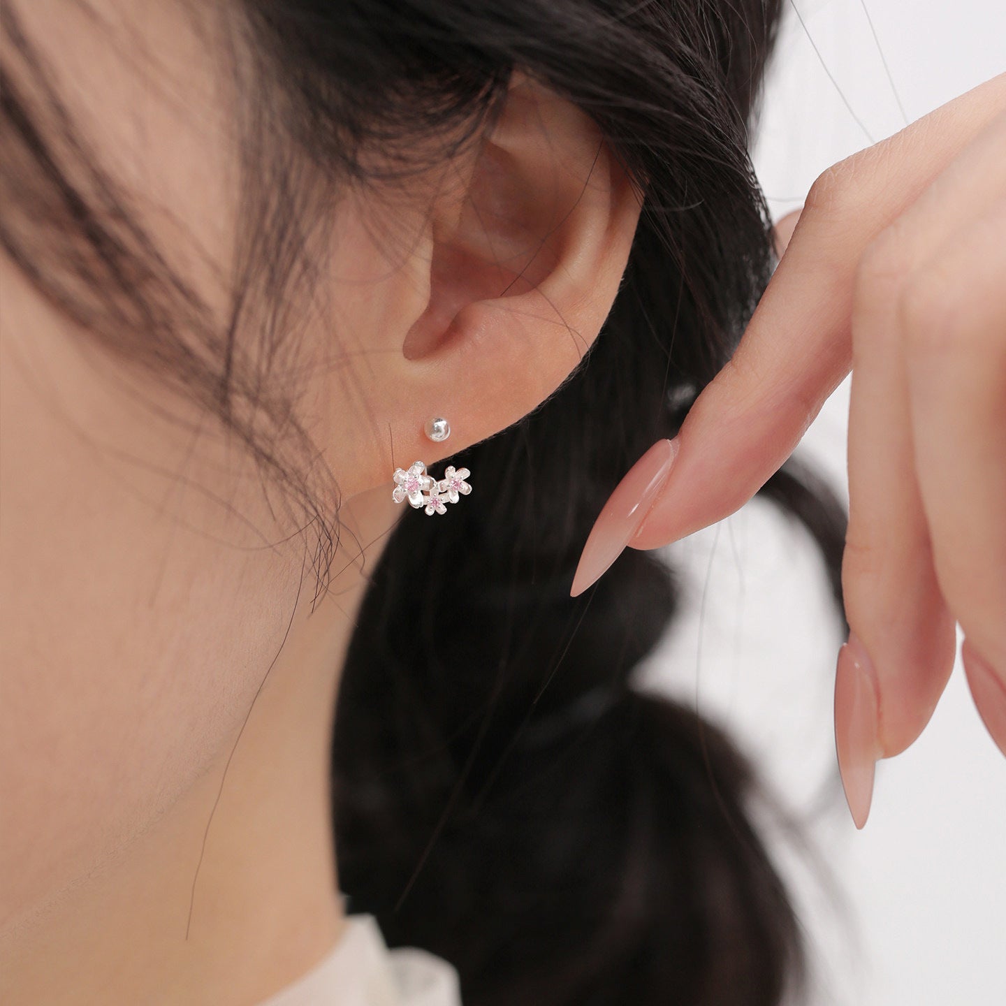 E廠【XDQ10060E】S999純銀小清新簡約花朵耳環女韓系精緻鑲鋯石U型螺絲耳飾潮 26.07-3