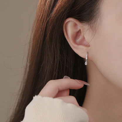 D廠【YC8618E】S925純銀水滴鋯石耳鉤靈動精緻高級感簡約小巧氣質耳飾 25.02-2