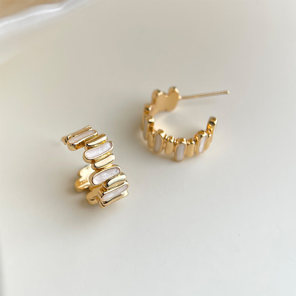 A廠【7098】小眾輕奢時尚高級感925銀針鍍14K不規則圓形幾何新款耳環
 25.11-3