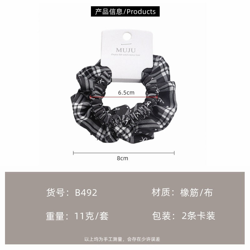 D廠【B492】時尚格紋大腸圈髮繩2條卡裝高級感布藝頭繩髮飾寬皮筋高馬尾髮圈
 25.11-1「D廠-單筆結帳需滿，NT$600出貨(不含運費)」