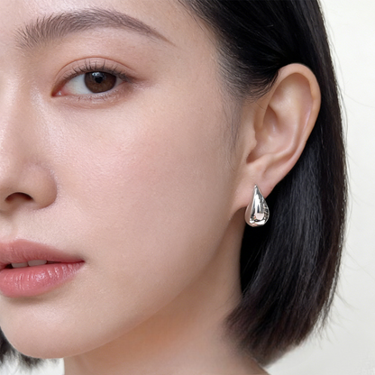 A廠【7406】極簡主義光面空心水滴小辣椒耳飾女氣質時尚高級感個性冷淡風耳環
 26.02-1