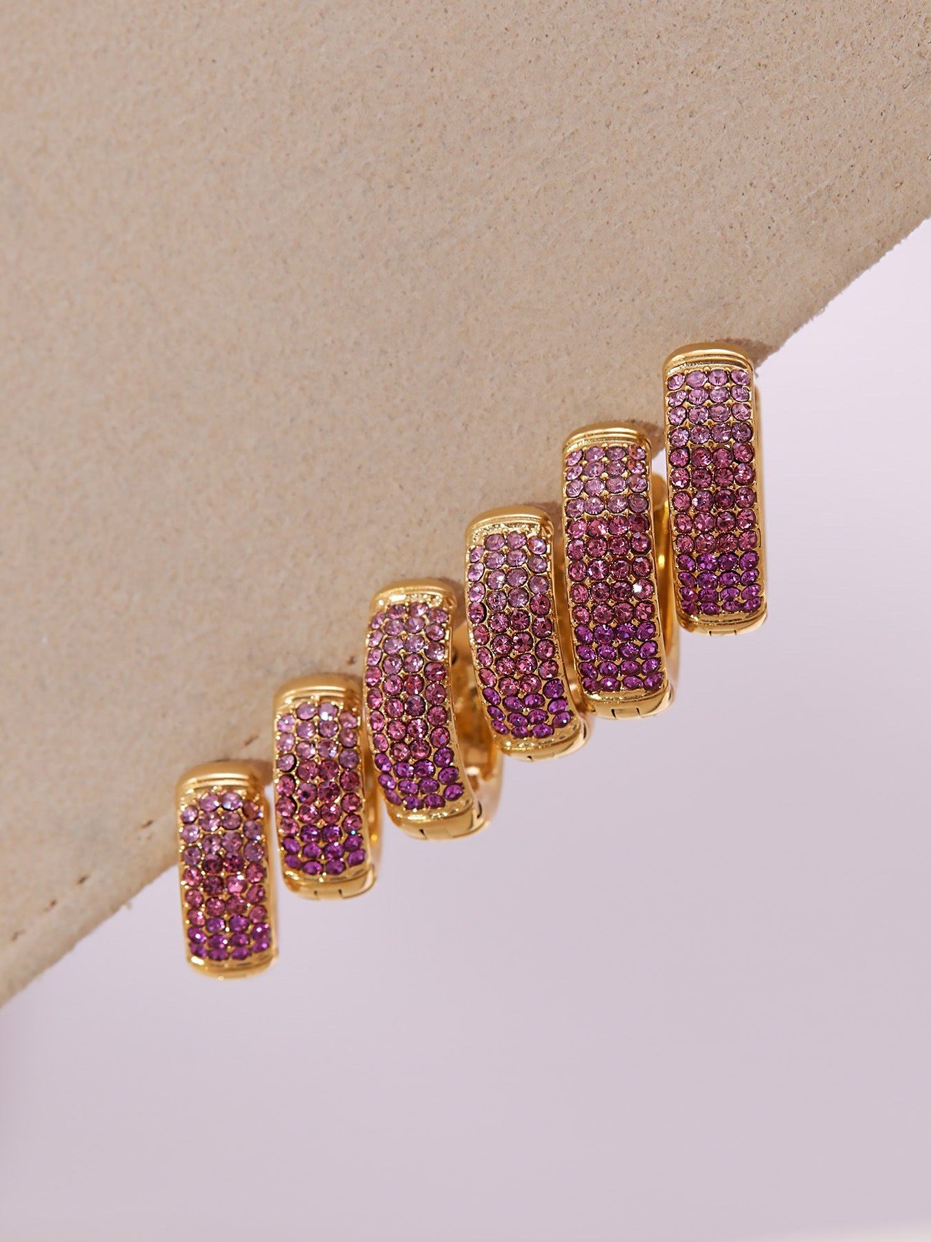 B廠【F931】彩色鋯石拼色圓圈耳環大中小尺寸耳扣不銹鋼鍍18k真金飾品
 25.11-2