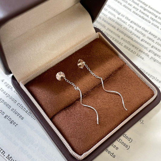 E廠【XDQ10024E】S925純銀韓系高級感鋯石波浪耳線女簡約氣質流蘇百搭耳飾
 26.04-1