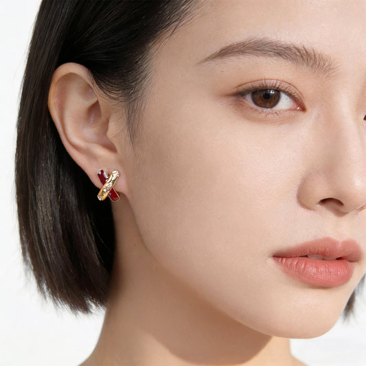 A廠【7229】時尚高級感微鑲鋯石s925銀針琺瑯滴釉酒紅色新款個性叉叉耳環耳飾
 25.12-2