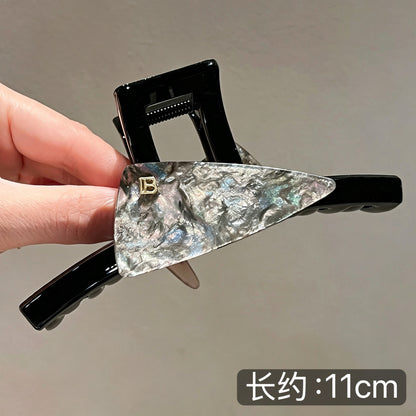 C廠【X388】醋酸三角抓夾女輕奢閃鑽半紮髮鯊魚夾高級感頭髮髮夾2026新款髮飾
 26.06-1「C廠-單筆結帳需滿，NT$500出貨(不含運費)」