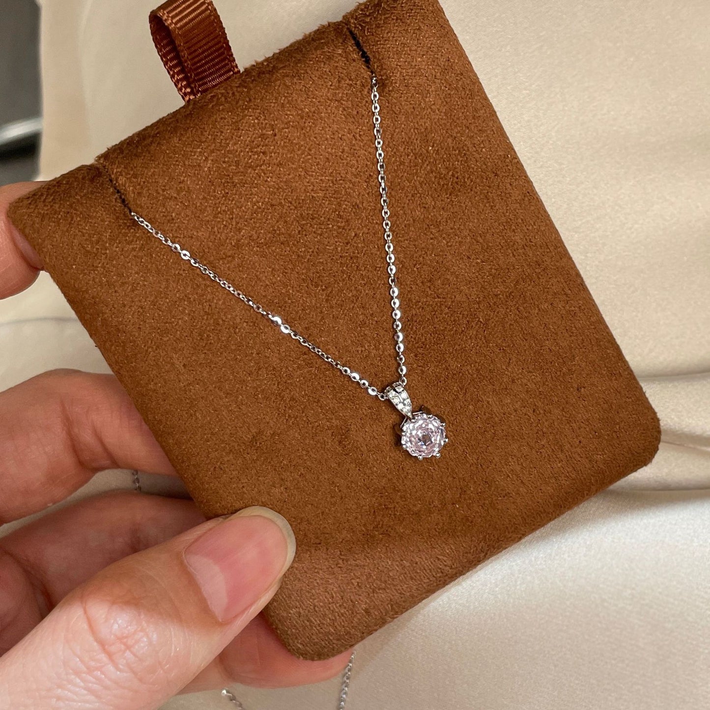 F廠【XDQ0079N】S925純銀千禧玫瑰切閃鑽項鍊女輕奢高級感鋯石單鑽精緻鎖骨鏈
 25.11-1