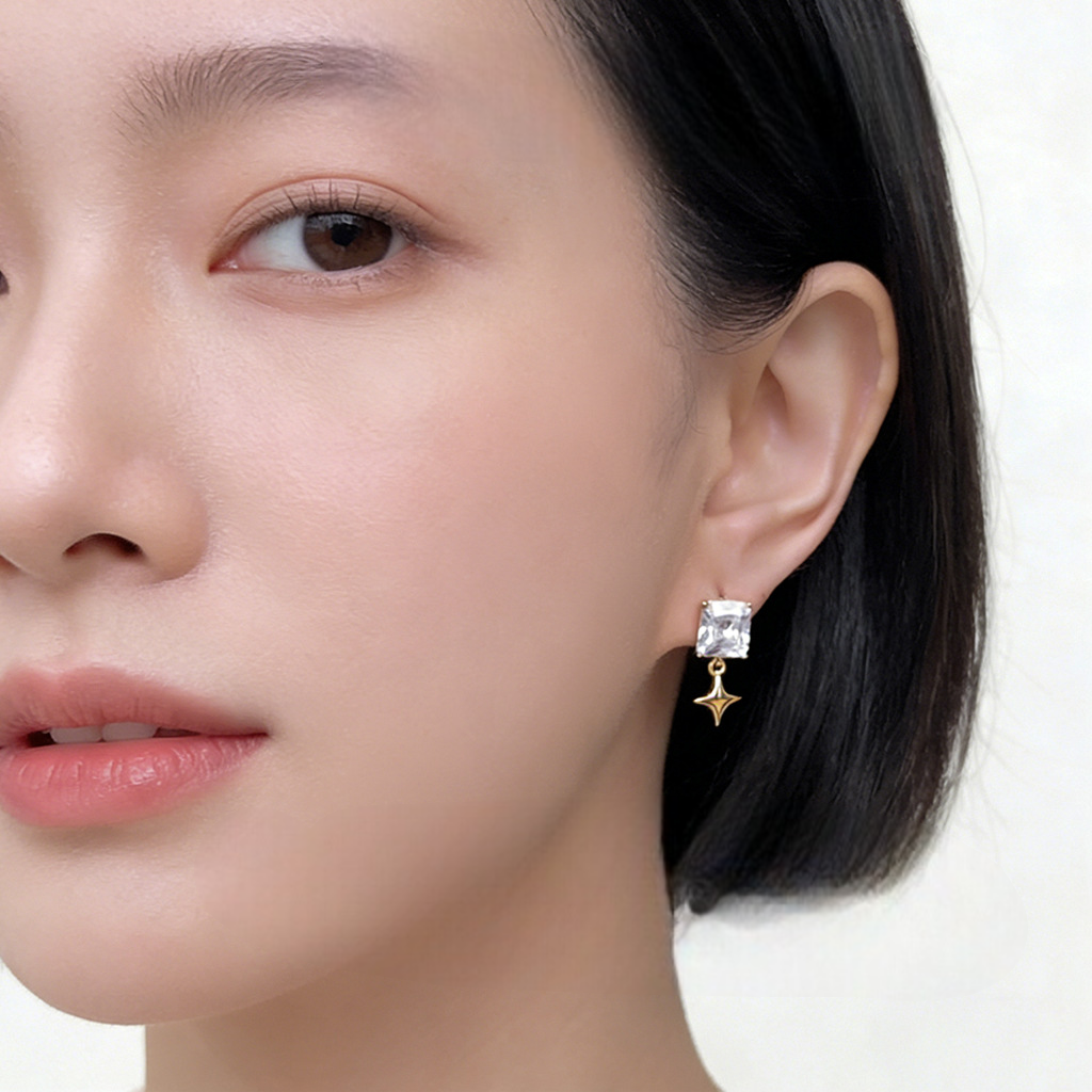 A廠 【5040】時尚高級感個性芒星幾何方形鋯石新款耳環耳環飾品供應鏈
 26.03-3