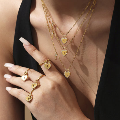 B廠【TXP299】歐美不銹鋼5A鋯石愛心鎖頭鑰匙棍吊墜鎖骨項鍊戒指飾品套裝 25.07-2