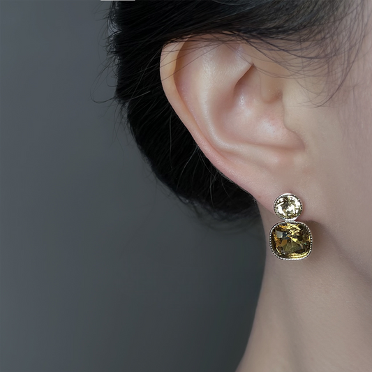 A廠【4735】法式復古幾何方形玻璃水晶耳環氣質輕奢高級感耳環優雅宮廷風耳飾
 26.09-1