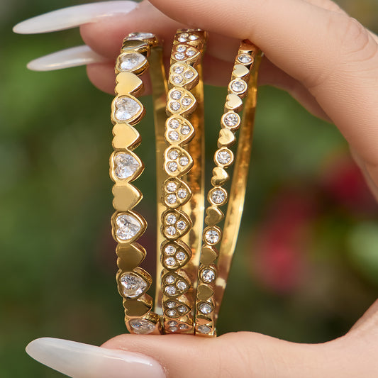 B廠【Z209】歐美時尚INS鑲嵌鋯石愛心設計卡扣手鐲不鏽鋼鍍18k金簡約輕奢飾品
 26.04-1