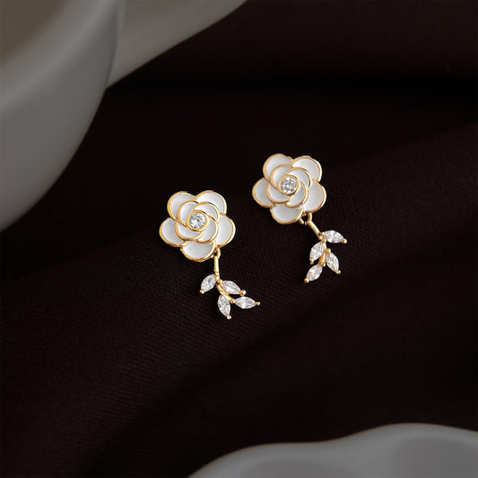 A廠 【2230】清新甜美小香風微鑲鋯石山茶花耳環女氣質簡約義烏耳環小飾品
 26.03-3