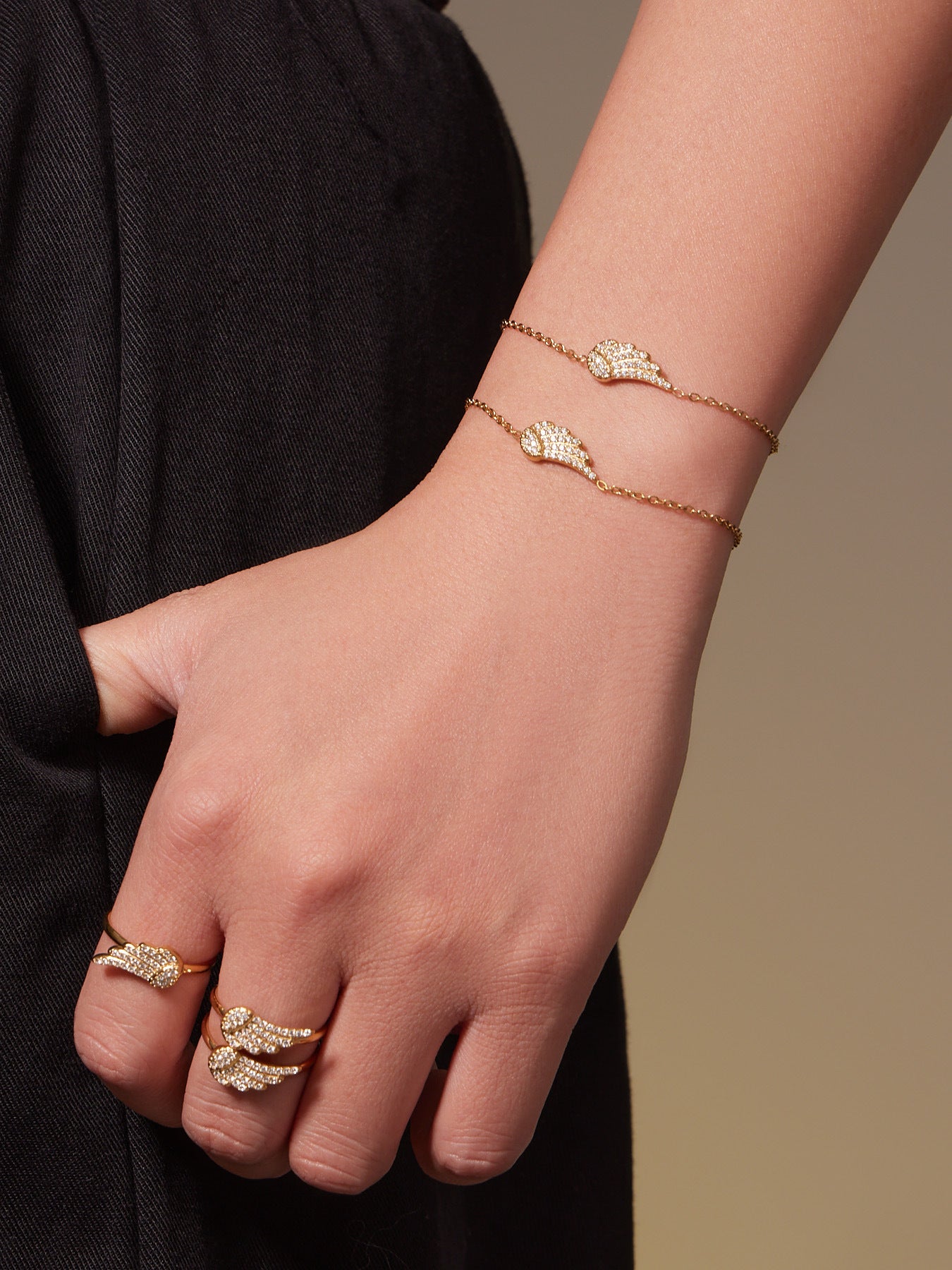 B廠【TXP486】超閃5A鋯石小翅膀造型手鍊項鍊耳環戒指組不鏽鋼鍍18k金
 25.11-4